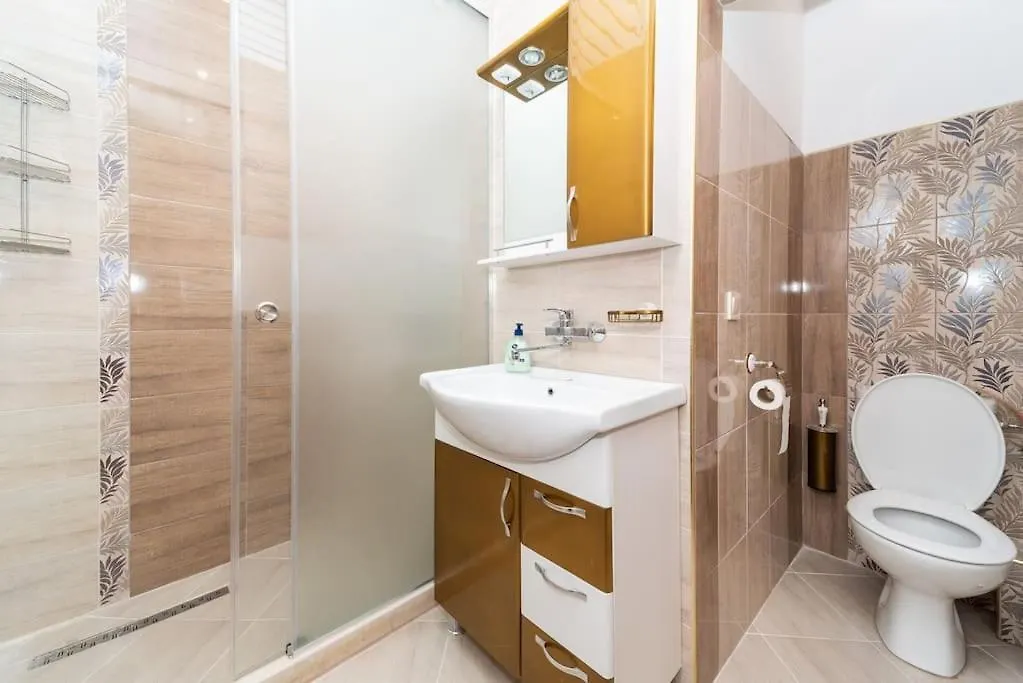 Sea Garden Apartments Two Bedroom Lux Burgas 0*,  Bulgaria